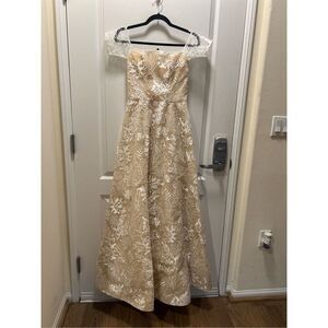 Vone Bridal Evening Prom Dress A-Line Gown Overlay Mesh Bachelorette size S NWT